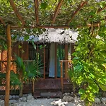 Xhule Hotel Boutique